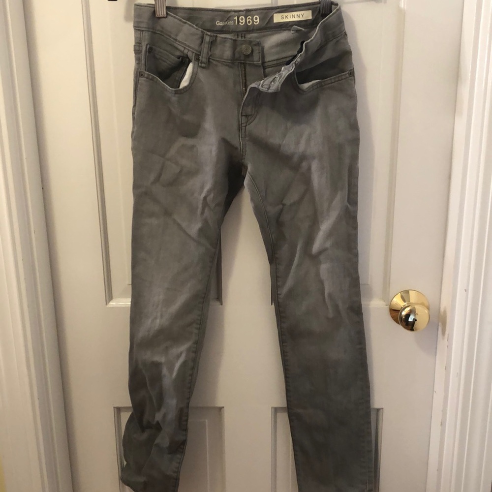 Gap gray skinny jeans for boys.